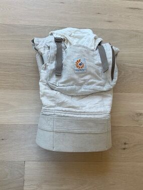 Ergobaby Carrier